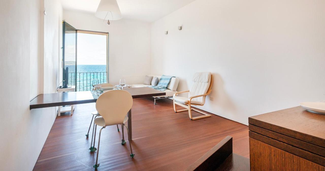 Welcomely - Cavour 47 Apartment อาลเกโร ภายนอก รูปภาพ